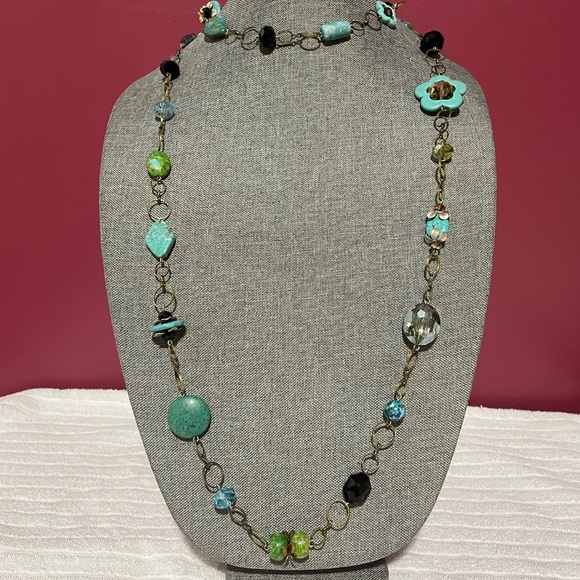 Sweet Romance Long Necklace - Picture 5 of 17